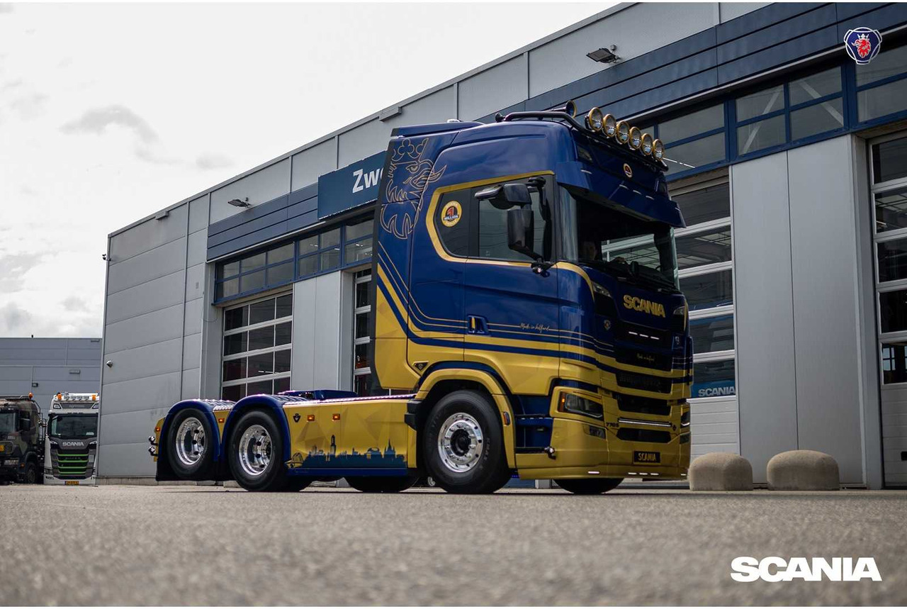 SCANIA 1 MILLION ZWOLLE - 770S 6X2 V8 – POWERED BY SCANIA - Lastebil: bilde 3 SCANIA 1 MILLION ZWOLLE - 770S 6X2 V8 – POWERED BY SCANIA - Lastebil: bilde 3