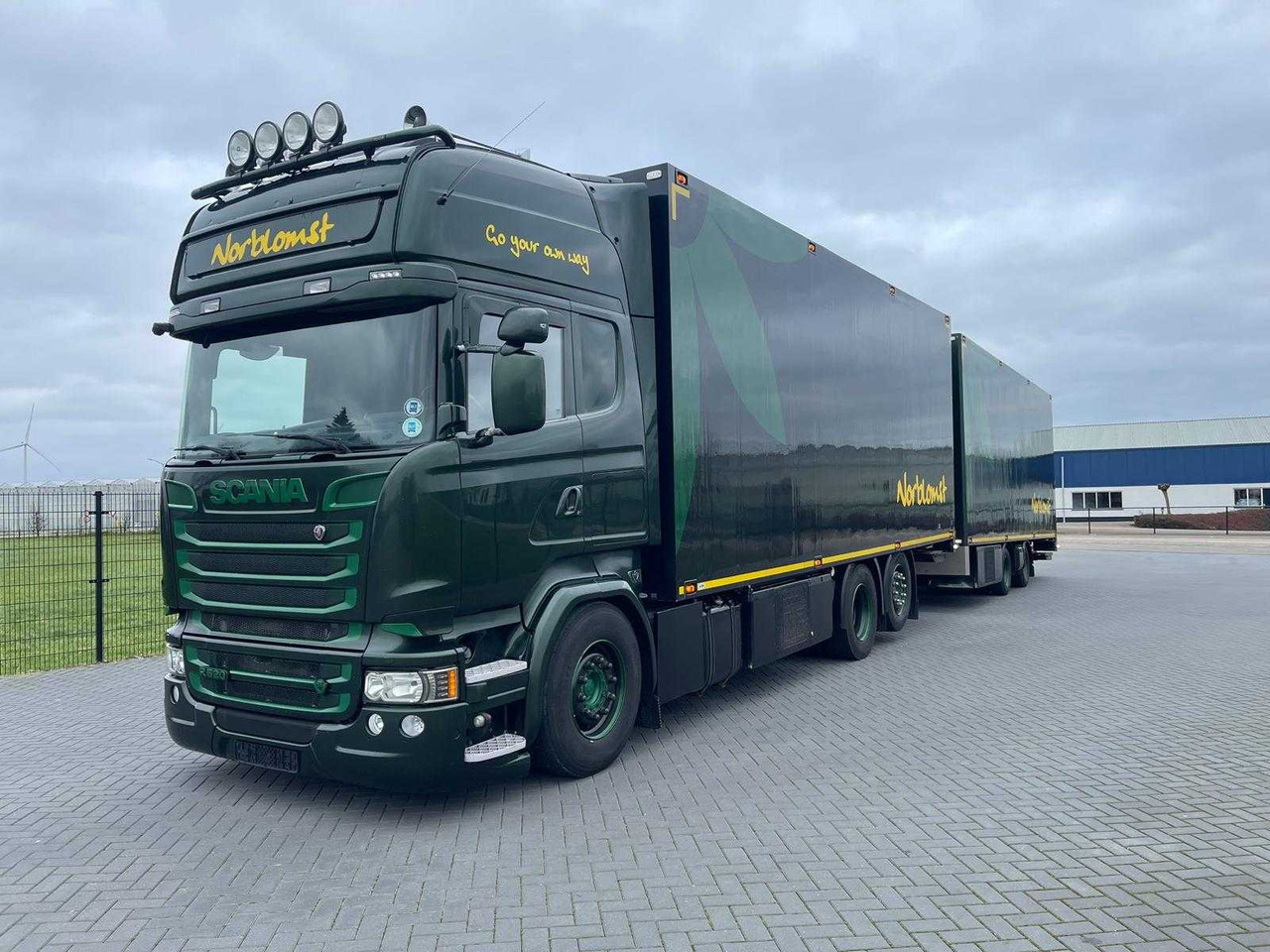 SCANIA - R520 - 2015 - 32-BFP-5 - FLOWER COMBI, VALVE, COMPLETELY, FULL AIR - Lastebil: bilde 1 SCANIA - R520 - 2015 - 32-BFP-5 - FLOWER COMBI, VALVE, COMPLETELY, FULL AIR - Lastebil: bilde 1