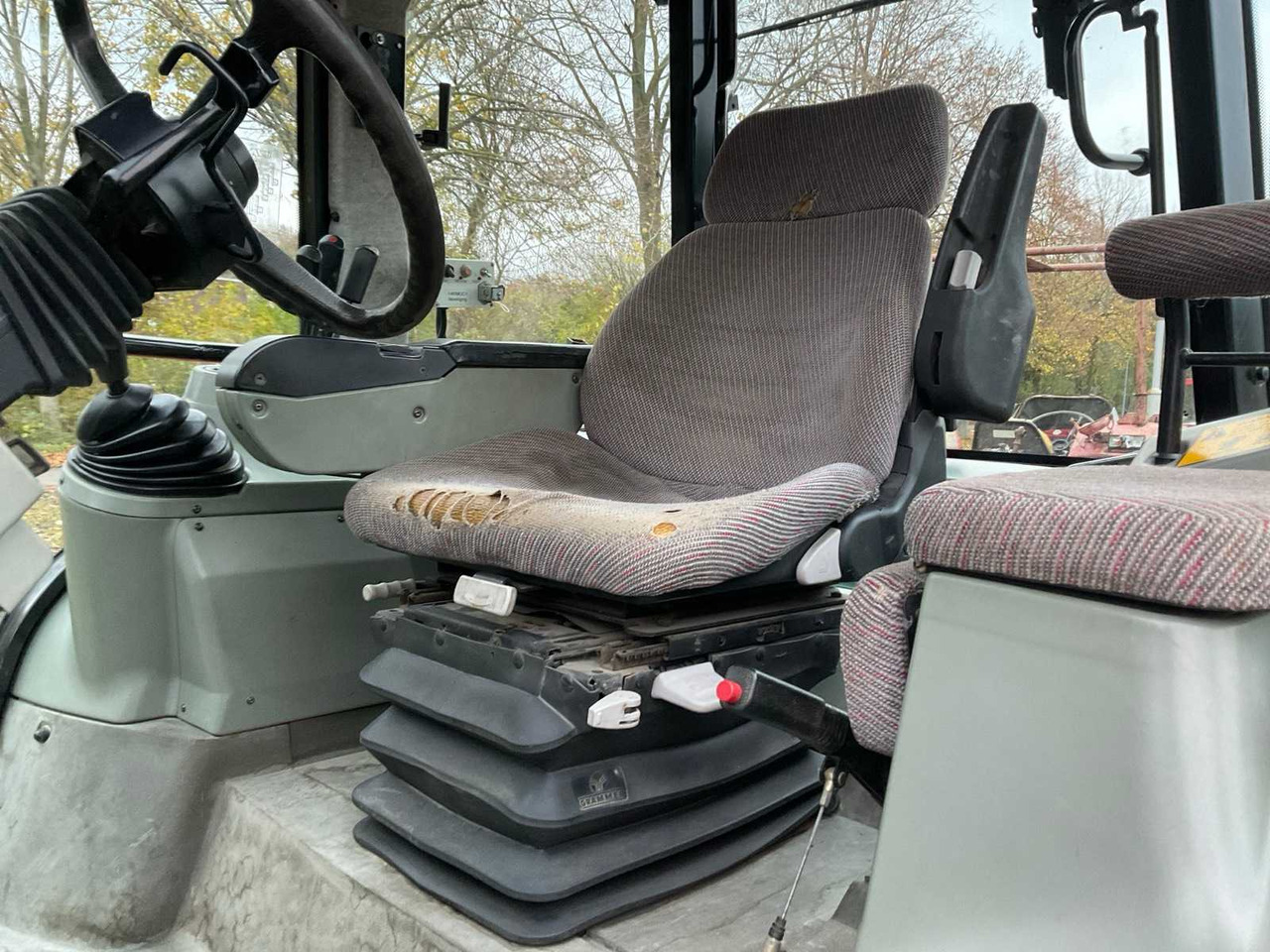 Traktor MASSEY FERGUSON 6265 FOUR WHEEL DRIVE FARM TRACTOR: bilde 19