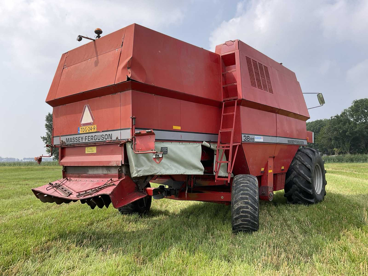 Massey Ferguson 38 RS - Skurtresker: bilde 3 Massey Ferguson 38 RS - Skurtresker: bilde 3