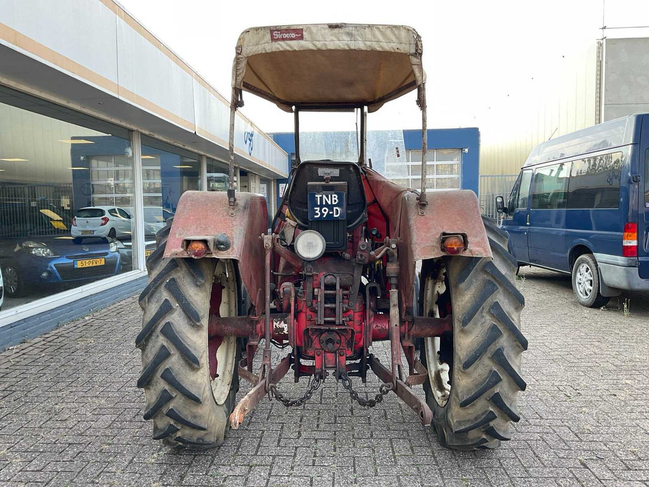 Mc Cormick D432 - Traktor: bilde 5 Mc Cormick D432 - Traktor: bilde 5