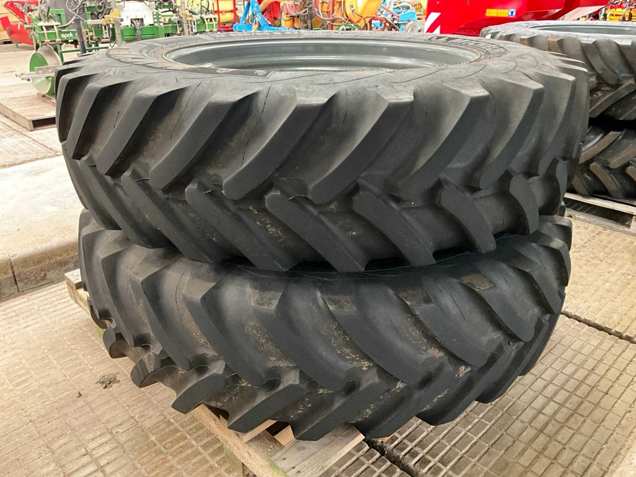 Michelin Spraybib - Dekk og felger for Traktor: bilde 3 Michelin Spraybib - Dekk og felger for Traktor: bilde 3
