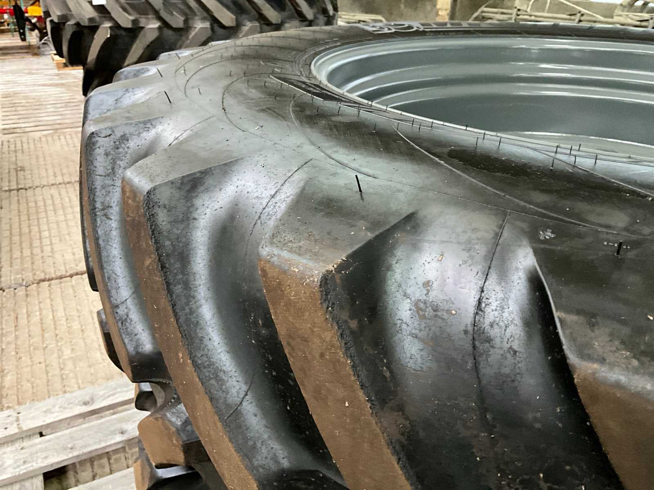 Michelin Spraybib - Dekk og felger for Traktor: bilde 4 Michelin Spraybib - Dekk og felger for Traktor: bilde 4