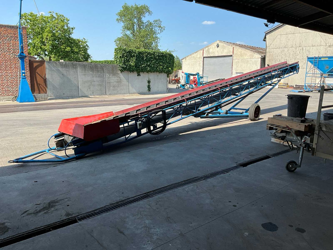 Mobile conveyor belt - toggle clamp - Transportbånd: bilde 1 Mobile conveyor belt - toggle clamp - Transportbånd: bilde 1