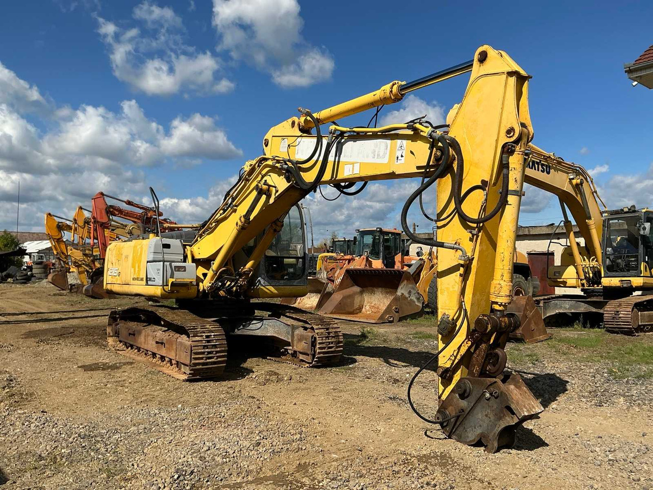 NEW HOLLAND KOBELCO E 215B - Beltegraver: bilde 2 NEW HOLLAND KOBELCO E 215B - Beltegraver: bilde 2