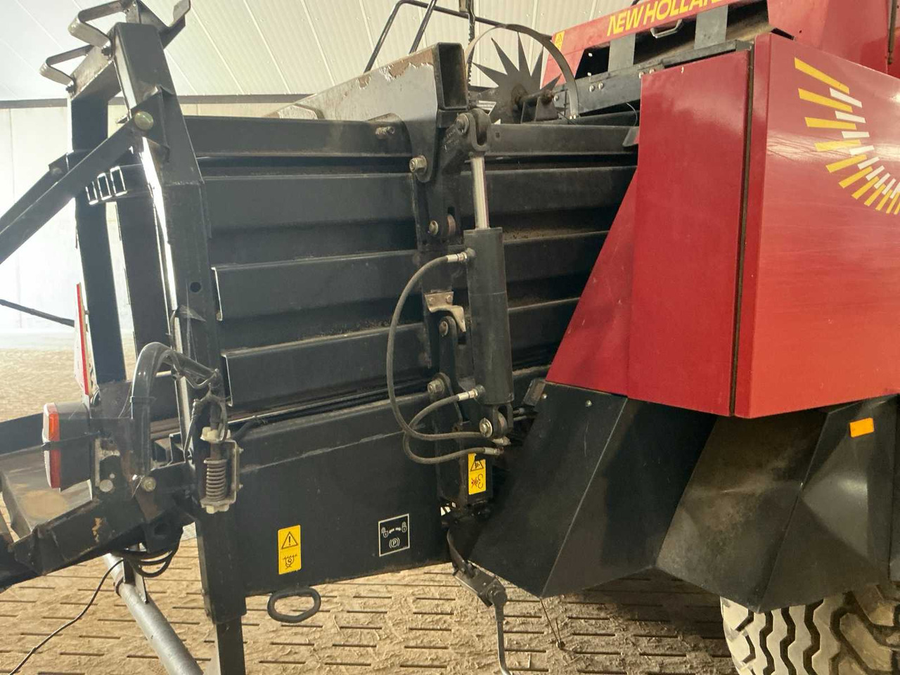 Firkantpresse New Holland BB940P: bilde 32
