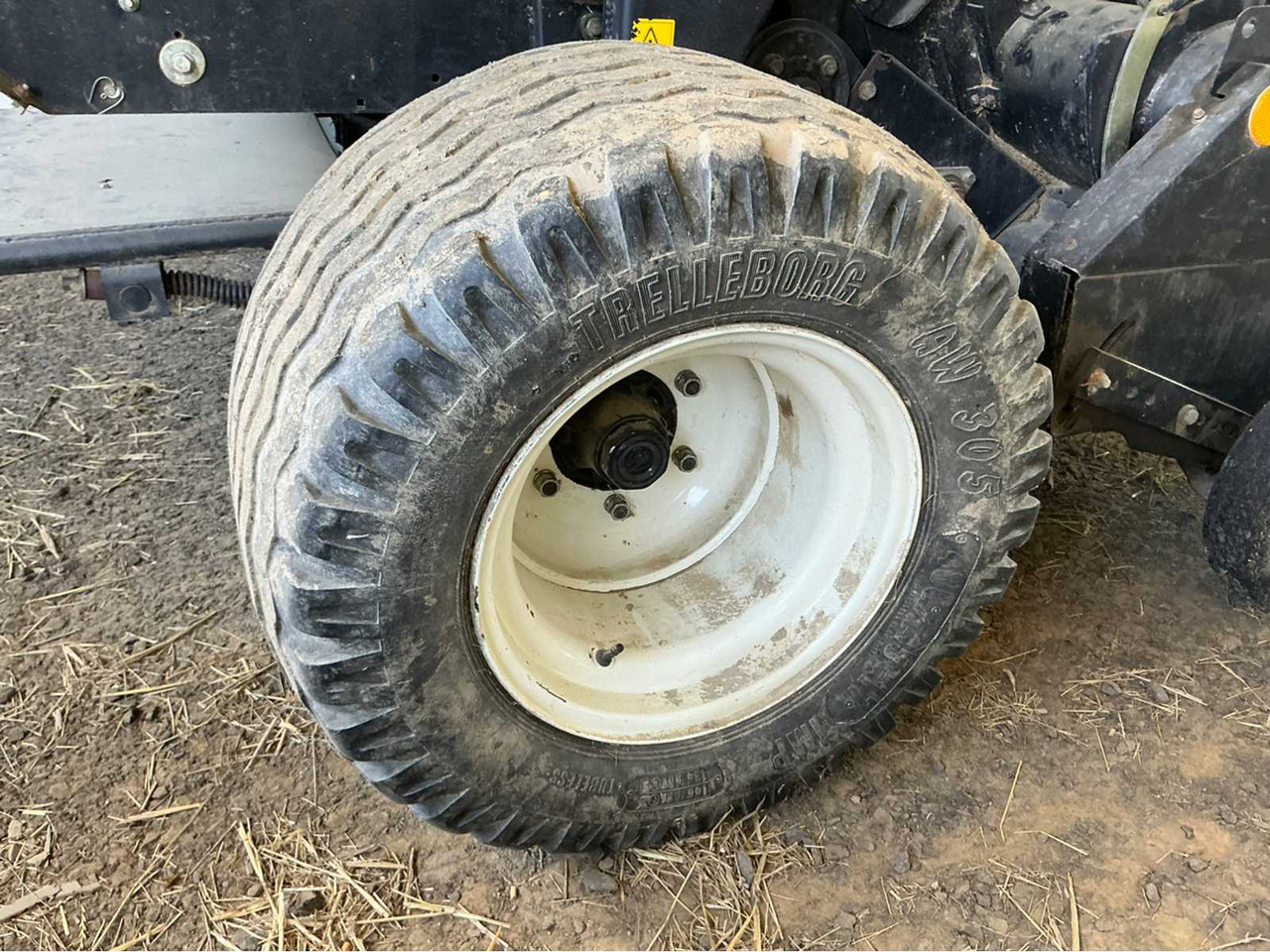 Rundballepresse New Holland BR7070: bilde 9