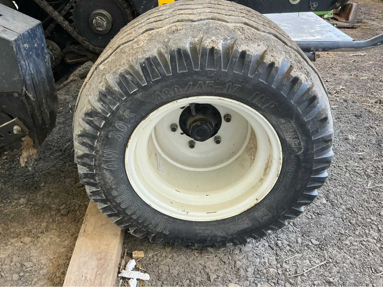 Rundballepresse New Holland BR7070: bilde 11