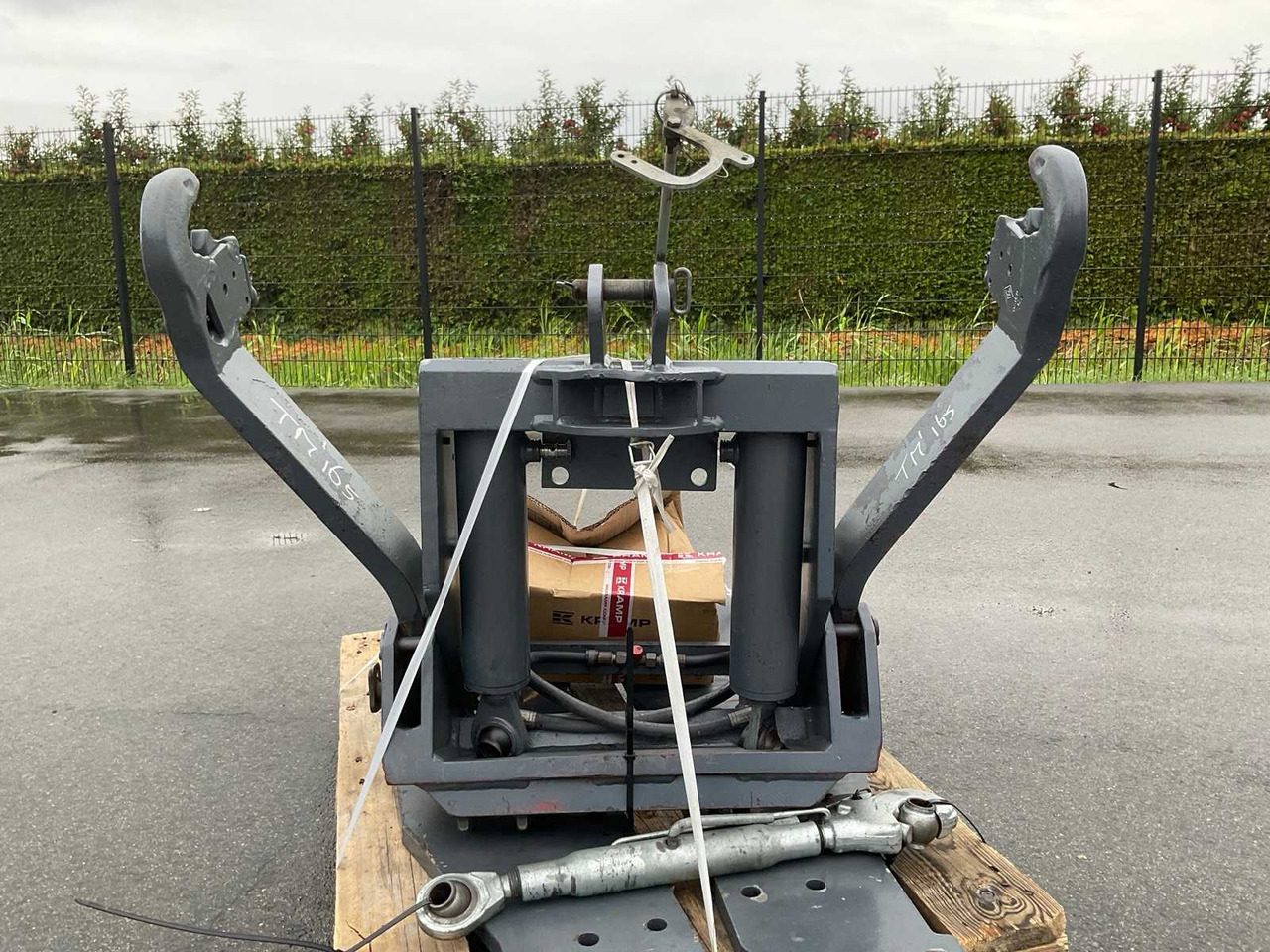New Holland M/60/TM serie Folger F38TM - Frontlaster for traktor: bilde 1 New Holland M/60/TM serie Folger F38TM - Frontlaster for traktor: bilde 1