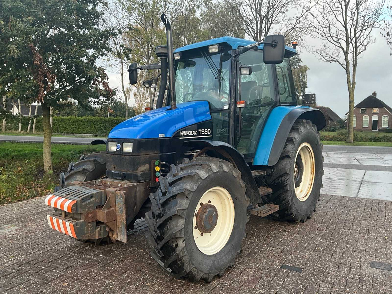 New holland TS90 - Traktor: bilde 1 New holland TS90 - Traktor: bilde 1