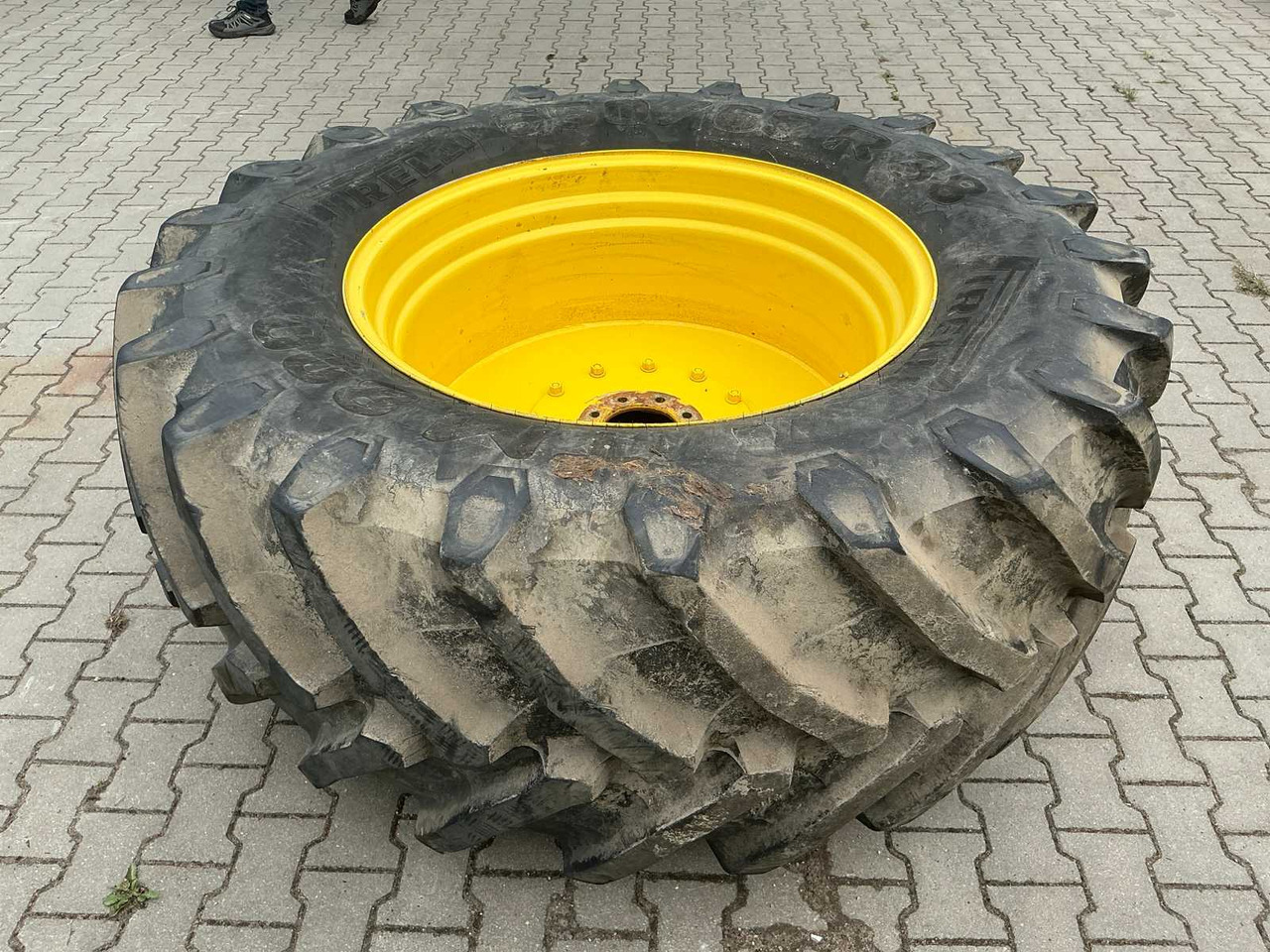 Pirelli TM800 - Dekk og felger for Traktor: bilde 4 Pirelli TM800 - Dekk og felger for Traktor: bilde 4