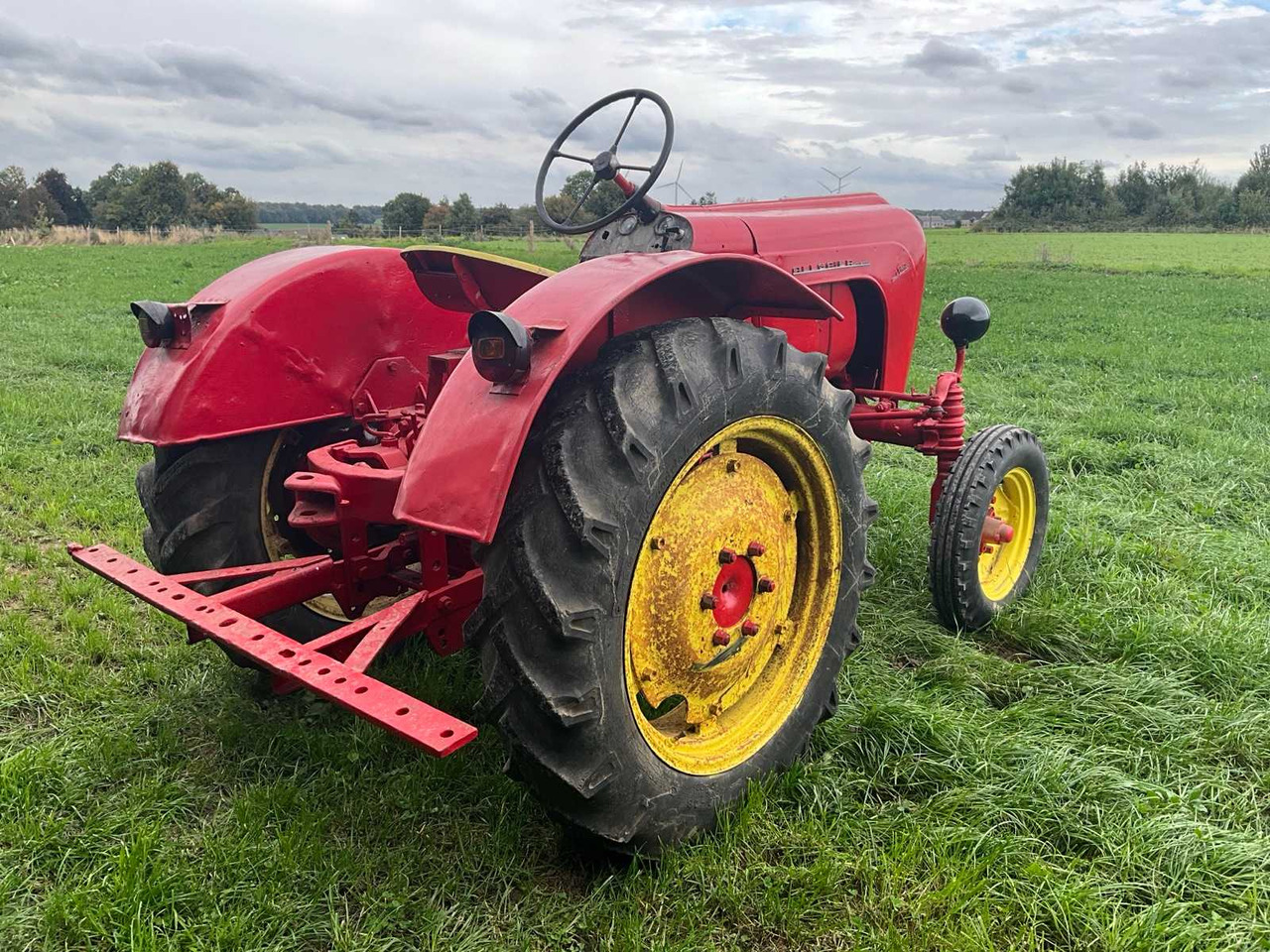 Porsche A122 - Traktor: bilde 5 Porsche A122 - Traktor: bilde 5
