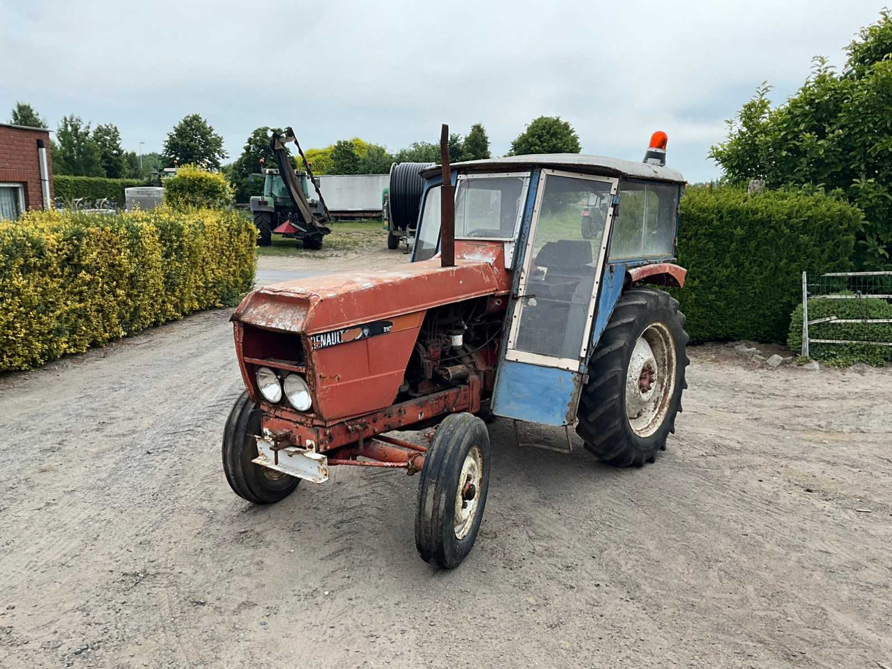Renault R7055 - Traktor: bilde 1 Renault R7055 - Traktor: bilde 1