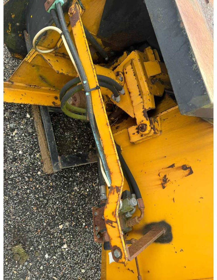 Schliesing 660 MX - Flismaskin: bilde 5 Schliesing 660 MX - Flismaskin: bilde 5