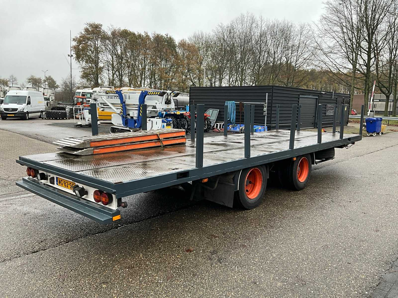 1991 NETAM-FRUEHAUF A2-218A WIPKAR WG-82-SG - Semitrailer: bilde 5 1991 NETAM-FRUEHAUF A2-218A WIPKAR WG-82-SG - Semitrailer: bilde 5