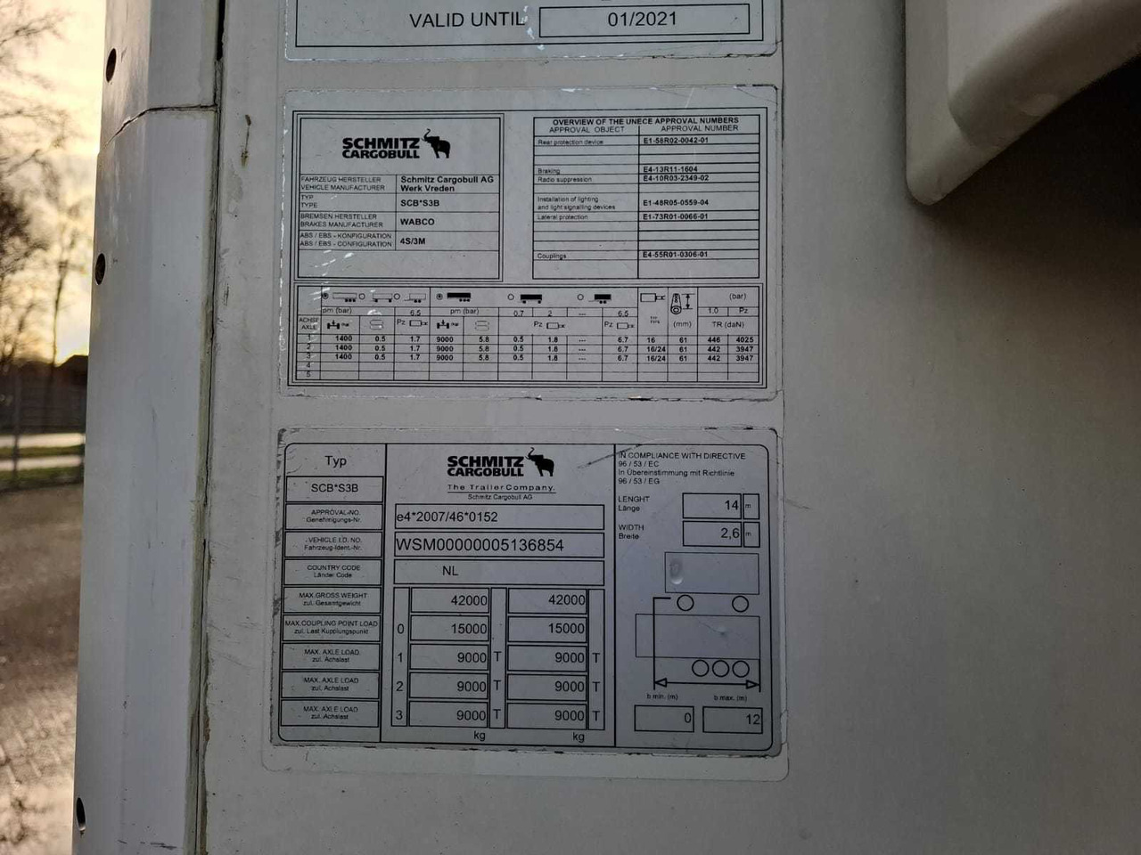 Semitrailer 2015 SCHMITZ CARGOBULL SCB*S3B SEMI-TRAILER / REFRIGERATED TRAILER: bilde 31 Semitrailer 2015 SCHMITZ CARGOBULL SCB*S3B SEMI-TRAILER / REFRIGERATED TRAILER: bilde 31