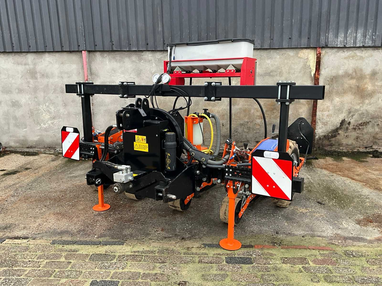 Stanhay X30 6 rijen - Utstyr til såing og planting: bilde 1 Stanhay X30 6 rijen - Utstyr til såing og planting: bilde 1