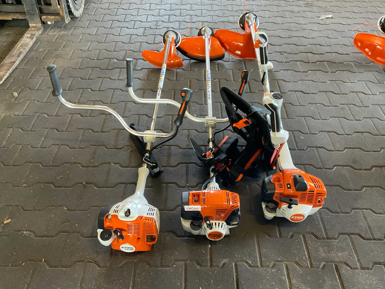 Stihl - Krattknuser: bilde 3 Stihl - Krattknuser: bilde 3