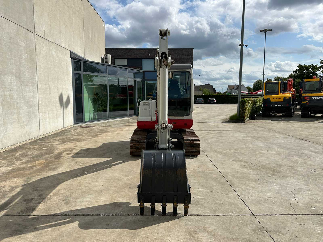 TAKEUCHI - 2010 - TB150C - MIDI EXCAVATOR - Gravemaskin: bilde 2 TAKEUCHI - 2010 - TB150C - MIDI EXCAVATOR - Gravemaskin: bilde 2