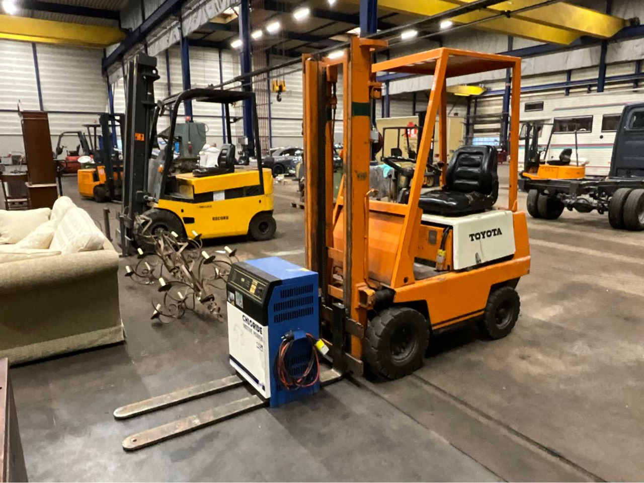 TOYOTA 2FB9 FORKLIFT - Gaffeltruck: bilde 2 TOYOTA 2FB9 FORKLIFT - Gaffeltruck: bilde 2