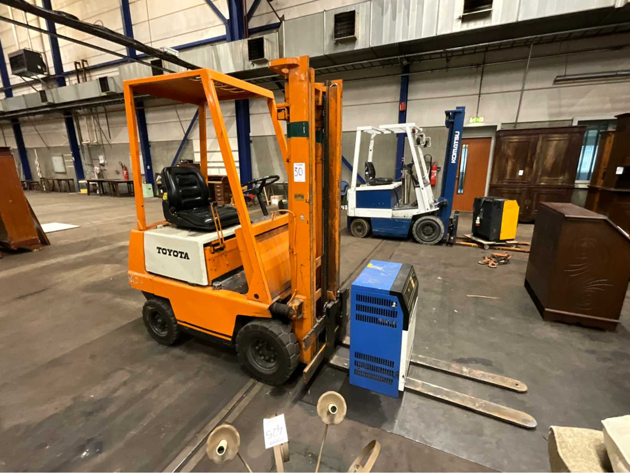 TOYOTA 2FB9 FORKLIFT - Gaffeltruck: bilde 4 TOYOTA 2FB9 FORKLIFT - Gaffeltruck: bilde 4