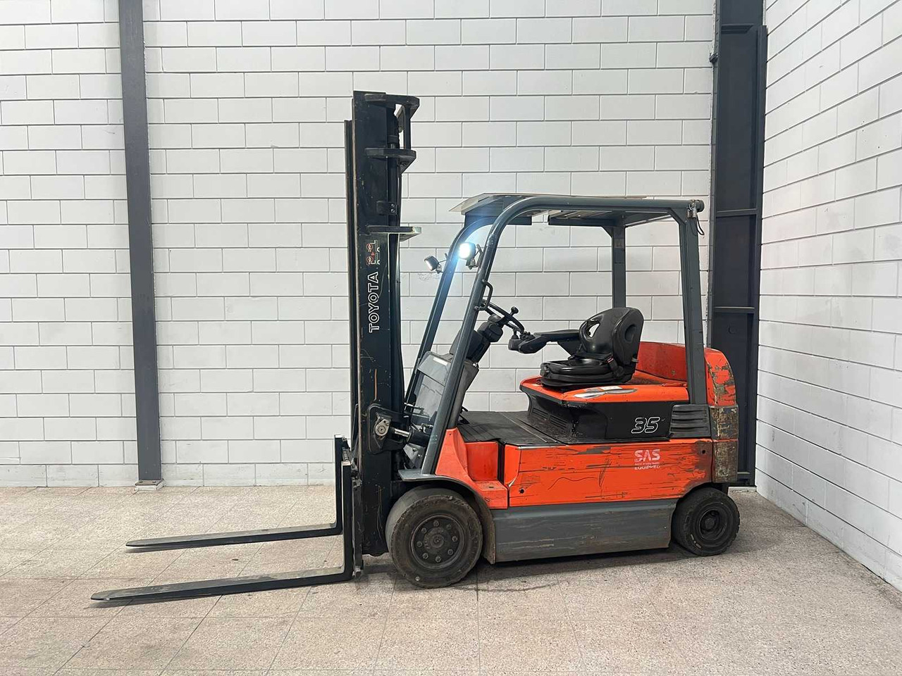 TOYOTA - 7FBMF35 - FORKLIFT - SIDE-SHIFT - FORK POSITIONER - Gaffeltruck: bilde 4 TOYOTA - 7FBMF35 - FORKLIFT - SIDE-SHIFT - FORK POSITIONER - Gaffeltruck: bilde 4