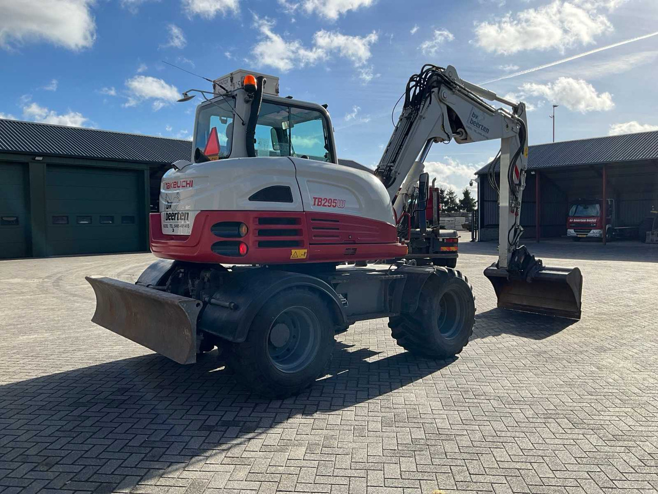 Takeuchi 2015 TAKEUCHI TB295W WHEELED EXCAVATOR - Hjulgraver: bilde 3 Takeuchi 2015 TAKEUCHI TB295W WHEELED EXCAVATOR - Hjulgraver: bilde 3