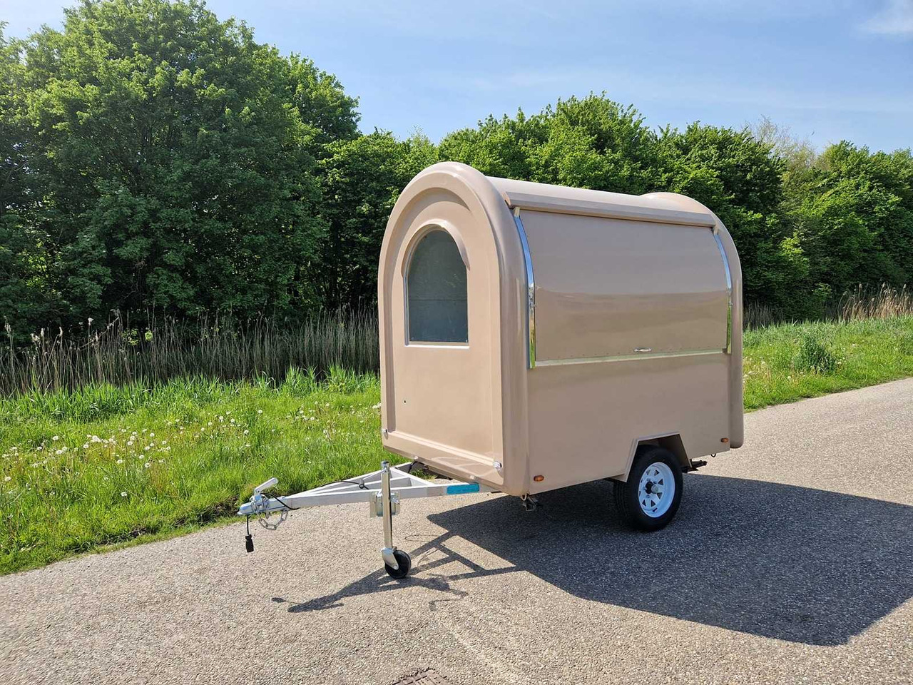 FOOD TRUCK BEIGE - 2025 - Tilhenger: bilde 1 FOOD TRUCK BEIGE - 2025 - Tilhenger: bilde 1