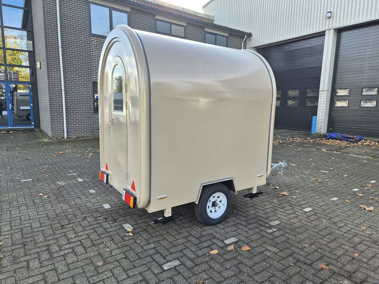 FOOD TRUCK BROWN - 2025 - Tilhenger: bilde 5 FOOD TRUCK BROWN - 2025 - Tilhenger: bilde 5