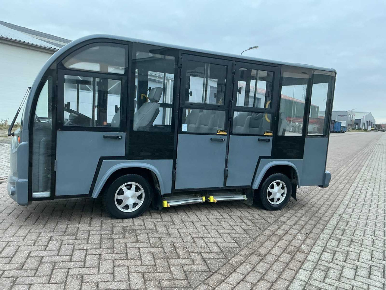 Towrite 8 seater bpv - Kommunale traktor: bilde 1 Towrite 8 seater bpv - Kommunale traktor: bilde 1
