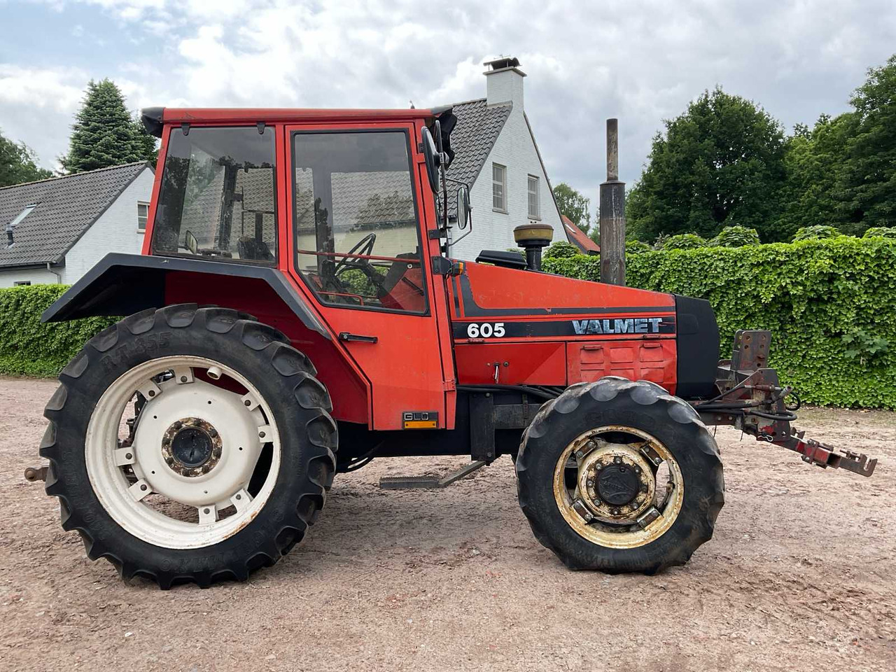 Valmet 605 Turbo LOX - Traktor: bilde 4 Valmet 605 Turbo LOX - Traktor: bilde 4