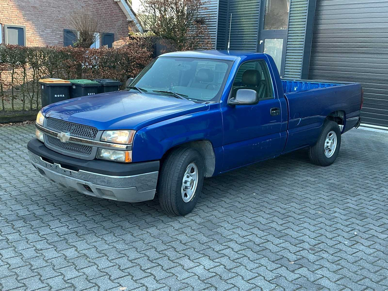 2004 CHEVROLET SILVERADO4.3 PICKUP TRUCK - Varebil: bilde 1 2004 CHEVROLET SILVERADO4.3 PICKUP TRUCK - Varebil: bilde 1