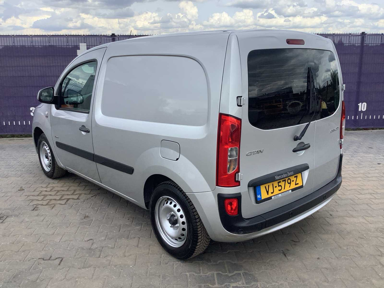 2014 - MERCEDES-BENZ - CITAN - 109 CDI BLUEEFF. - COMPANY CAR - Varebil: bilde 4 2014 - MERCEDES-BENZ - CITAN - 109 CDI BLUEEFF. - COMPANY CAR - Varebil: bilde 4