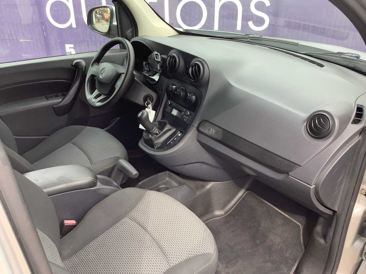 2014 - MERCEDES-BENZ - CITAN - 109 CDI BLUEEFF. - COMPANY CAR - Varebil: bilde 5 2014 - MERCEDES-BENZ - CITAN - 109 CDI BLUEEFF. - COMPANY CAR - Varebil: bilde 5