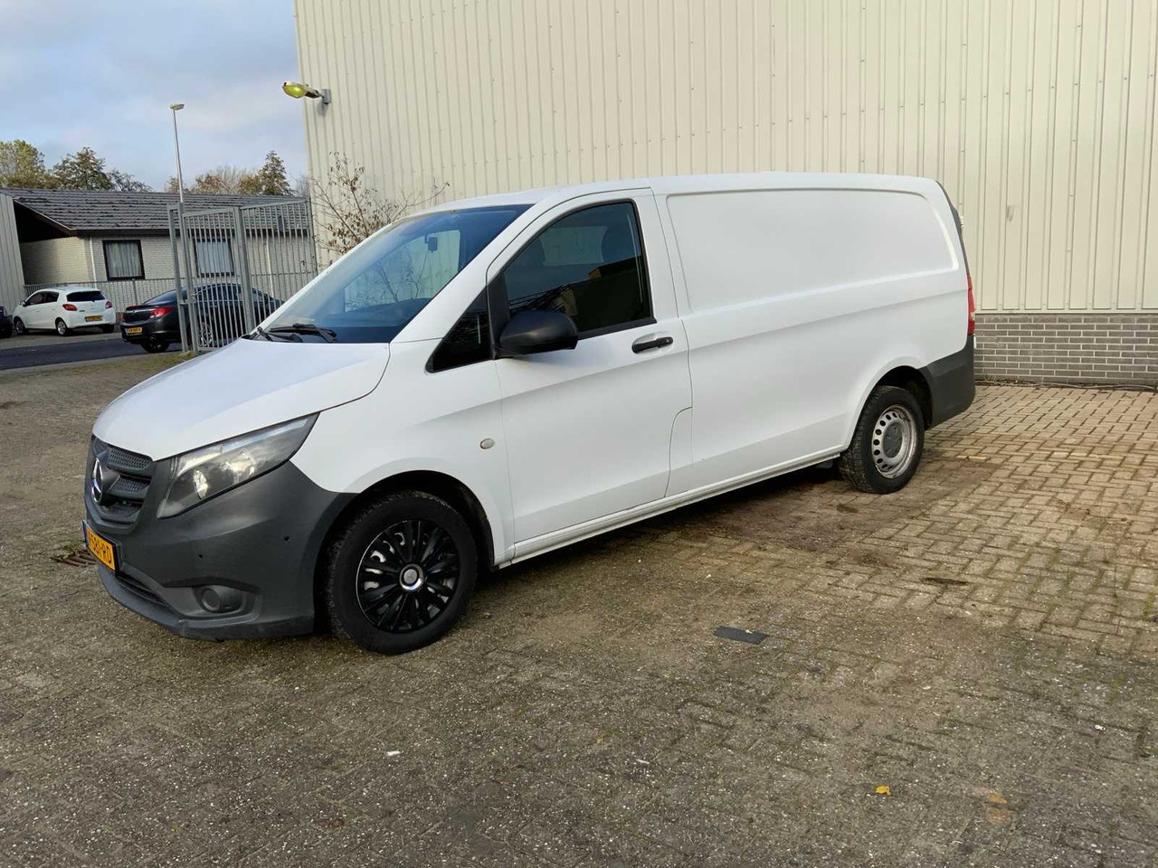 2015 MERCEDES-BENZ VITO COMMERCIAL VEHICLE - Varebil: bilde 1 2015 MERCEDES-BENZ VITO COMMERCIAL VEHICLE - Varebil: bilde 1
