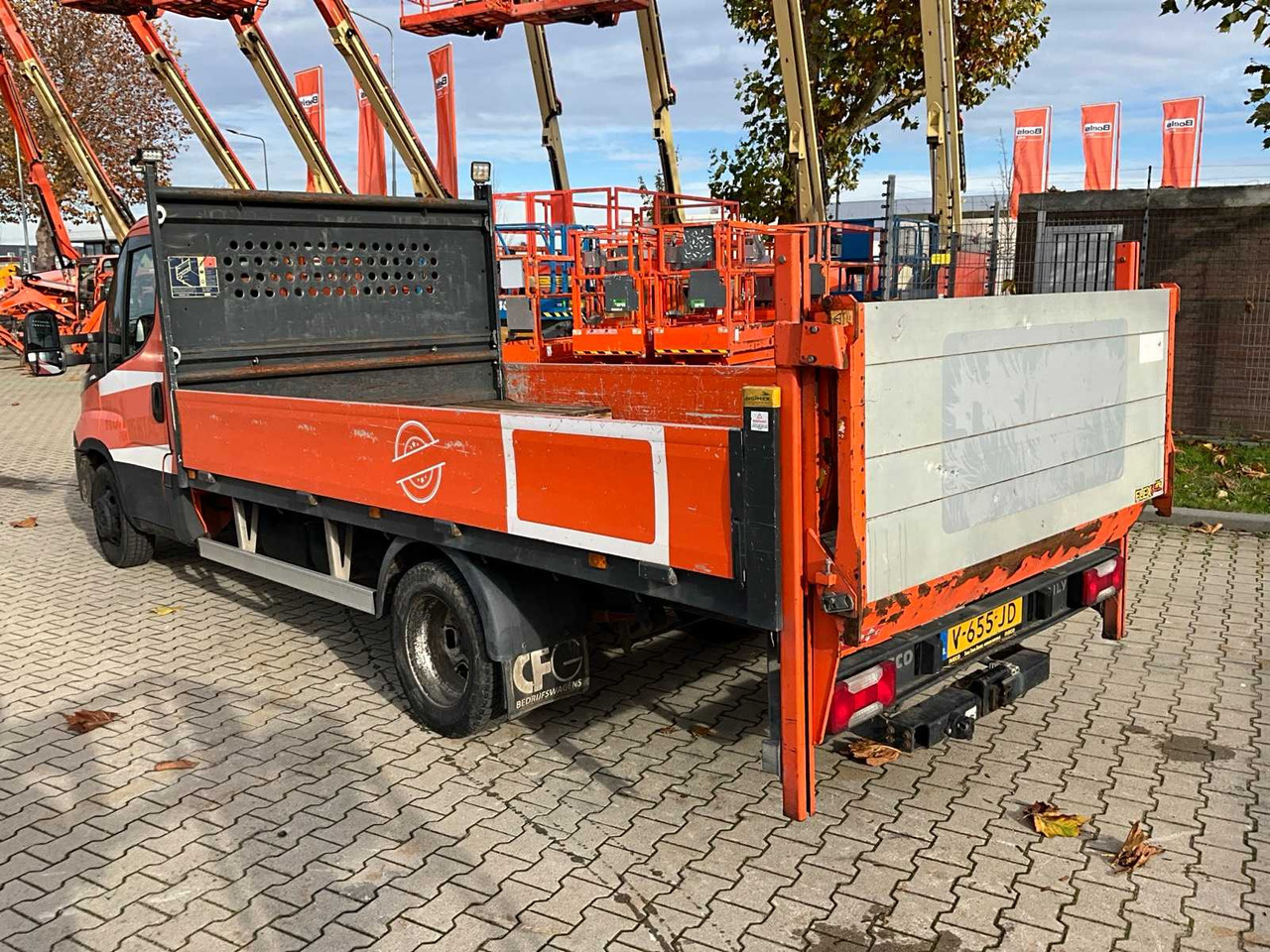 2017 IVECO DAILY 35-140 FLATBED TRUCK - Varebil: bilde 2 2017 IVECO DAILY 35-140 FLATBED TRUCK - Varebil: bilde 2