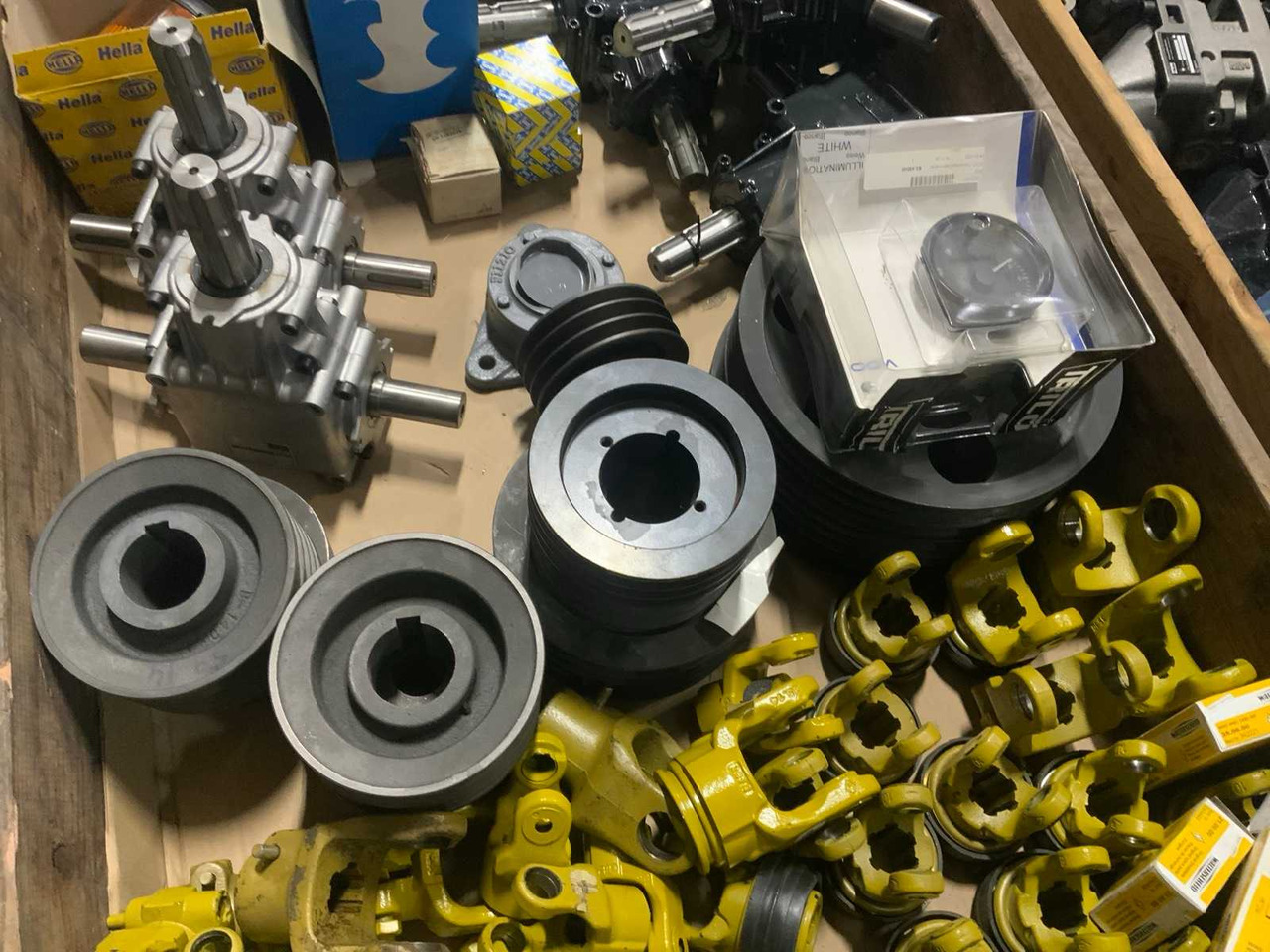 Various parts - Frontlaster for traktor: bilde 3 Various parts - Frontlaster for traktor: bilde 3