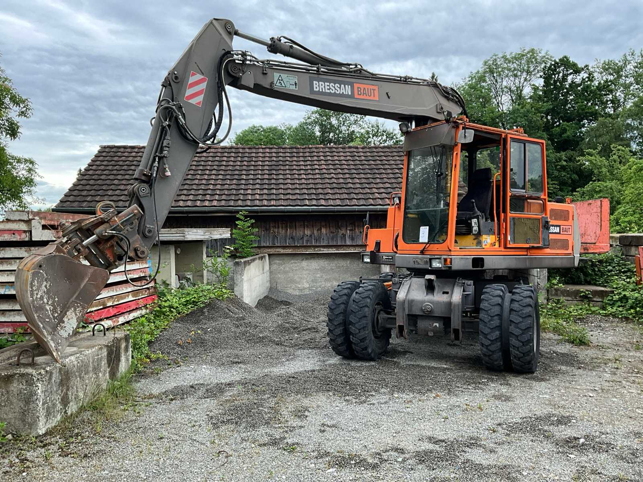 Volvo EW 150 C - Hjulgraver: bilde 1 Volvo EW 150 C - Hjulgraver: bilde 1