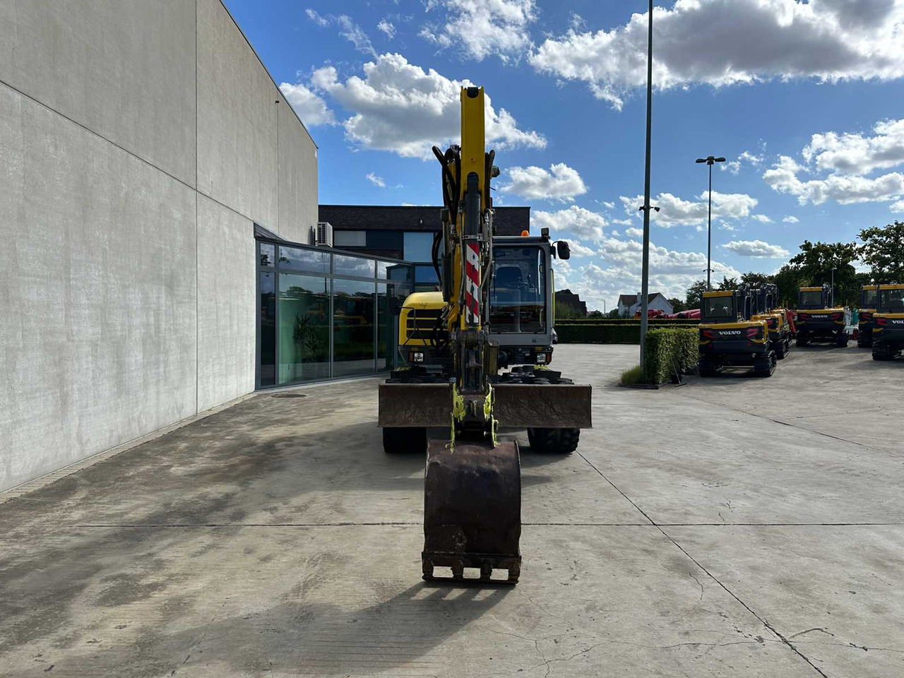 WACKER NEUSON - 2019 - EW100 - WHEELED EXCAVATOR - Hjulgraver: bilde 2 WACKER NEUSON - 2019 - EW100 - WHEELED EXCAVATOR - Hjulgraver: bilde 2