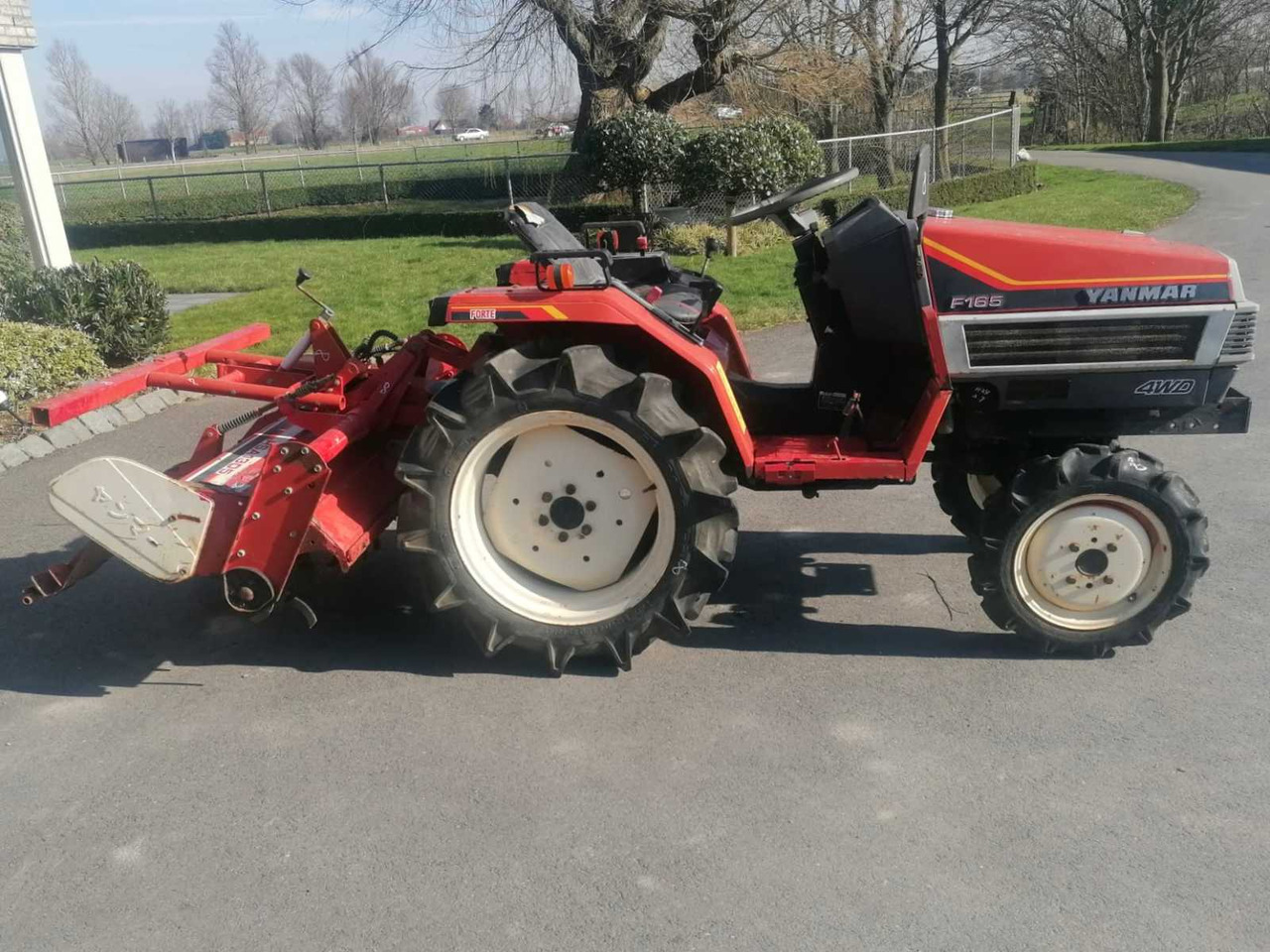 Yanmar F165 - Minitraktor: bilde 4 Yanmar F165 - Minitraktor: bilde 4