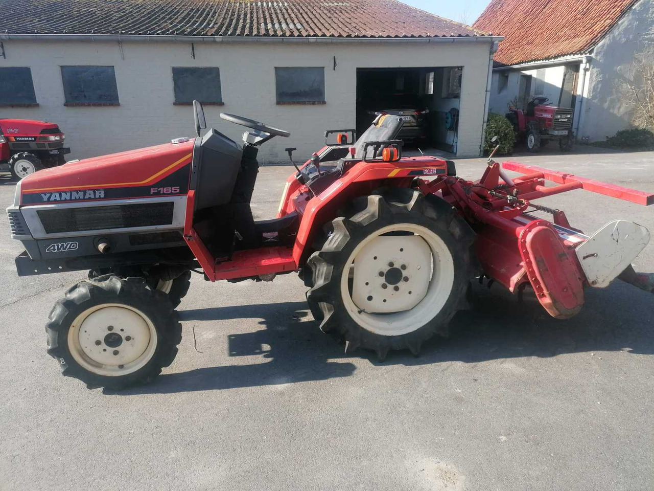 Yanmar F165 - Minitraktor: bilde 1 Yanmar F165 - Minitraktor: bilde 1