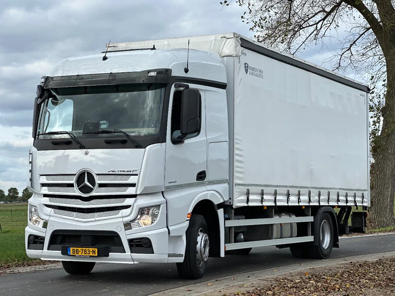 Mercedes-Benz Actros ACTROS 1843L 2022. 183432km Schuifzeil met Laadklep 2000kg - Kapellbil: bilde 1 Mercedes-Benz Actros ACTROS 1843L 2022. 183432km Schuifzeil met Laadklep 2000kg - Kapellbil: bilde 1