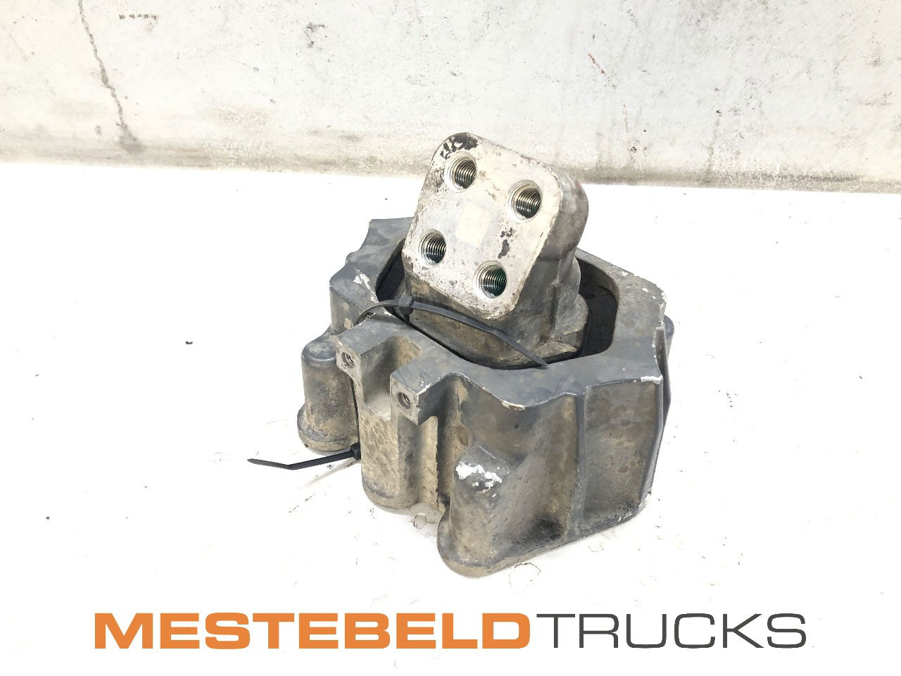 DAF Motorrubber achterkant - Ramme/ Chassis for Lastebil: bilde 1 DAF Motorrubber achterkant - Ramme/ Chassis for Lastebil: bilde 1