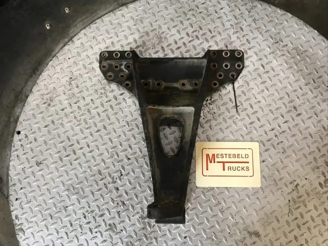 MAN Reactiestangsteun links - Ramme/ Chassis for Lastebil: bilde 1 MAN Reactiestangsteun links - Ramme/ Chassis for Lastebil: bilde 1
