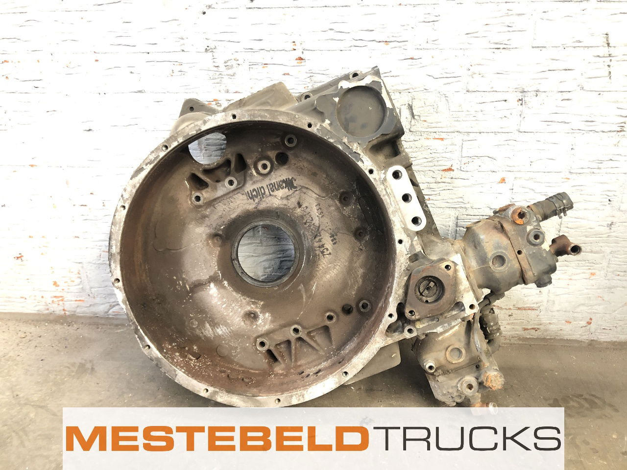 MAN Vliegwielhuis D2840 LF21 - Motor for Lastebil: bilde 1 MAN Vliegwielhuis D2840 LF21 - Motor for Lastebil: bilde 1