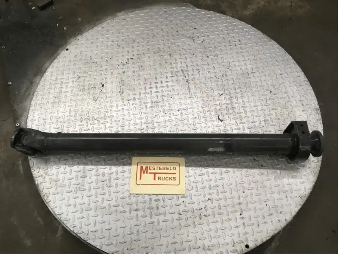 Mercedes-Benz Aandrijfas - Drivaksel for Lastebil: bilde 1 Mercedes-Benz Aandrijfas - Drivaksel for Lastebil: bilde 1