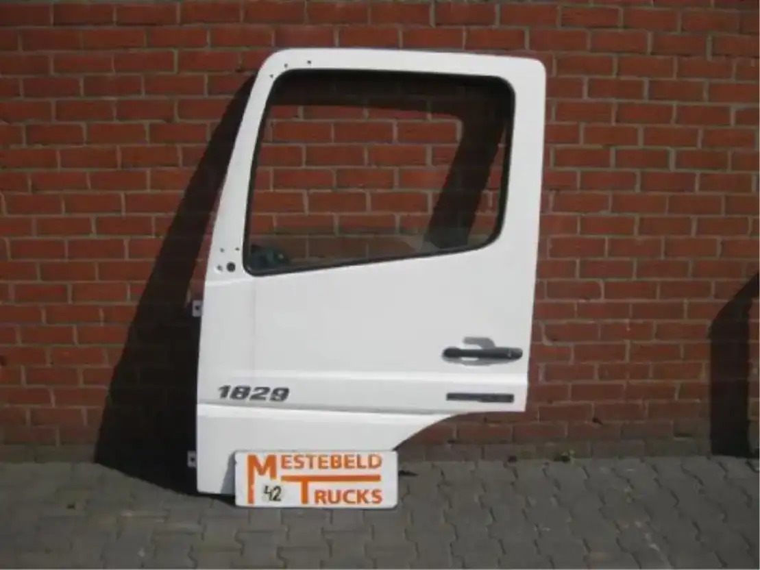 Mercedes-Benz Deur Axor 1829 links - Førerhus og interiør for Lastebil: bilde 1 Mercedes-Benz Deur Axor 1829 links - Førerhus og interiør for Lastebil: bilde 1