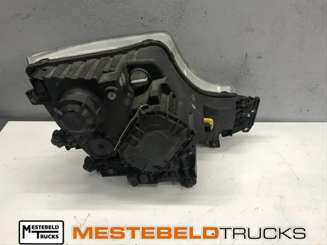 Mercedes-Benz Koplamp rechts - Elektrisk system for Lastebil: bilde 2 Mercedes-Benz Koplamp rechts - Elektrisk system for Lastebil: bilde 2