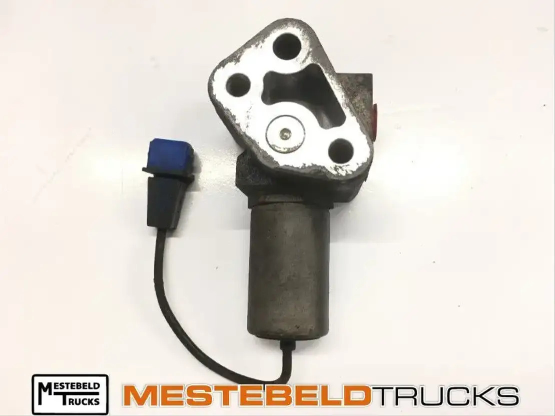 Mercedes-Benz Magneetklep - Bremsedeler for Lastebil: bilde 1 Mercedes-Benz Magneetklep - Bremsedeler for Lastebil: bilde 1