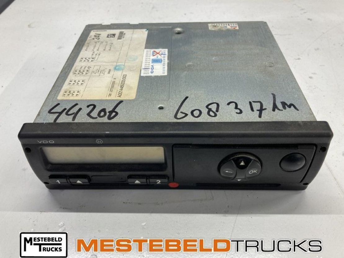 Mercedes-Benz Tachograaf VDO 1381 - Elektrisk system for Lastebil: bilde 1 Mercedes-Benz Tachograaf VDO 1381 - Elektrisk system for Lastebil: bilde 1